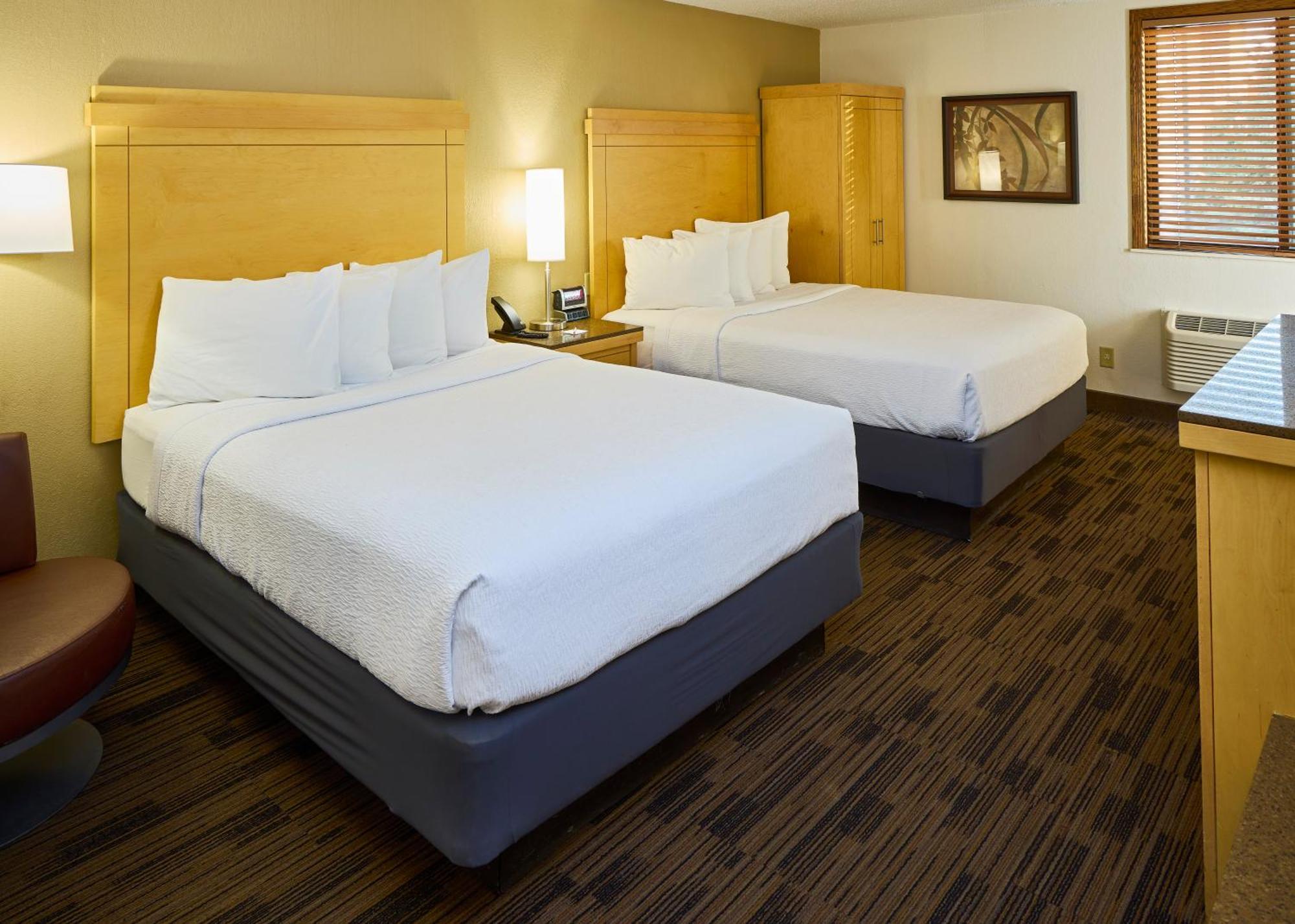 Livinn Hotel Minneapolis South / Burnsville Exterior photo
